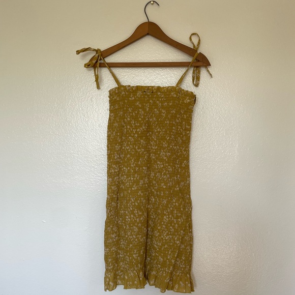 Ruched Floral Mini Dress - Picture 3 of 4